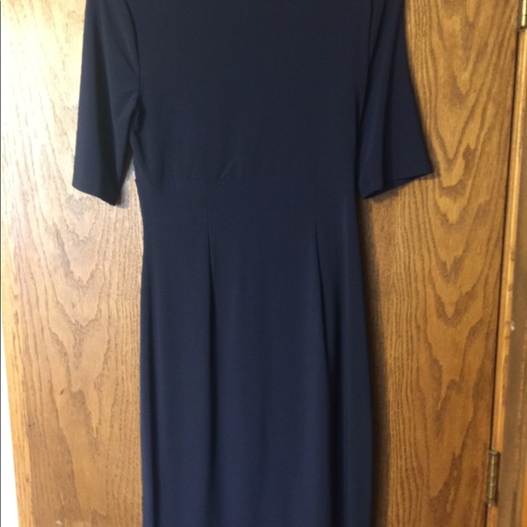 Sadie Signature Dress - Picture 3 of 3